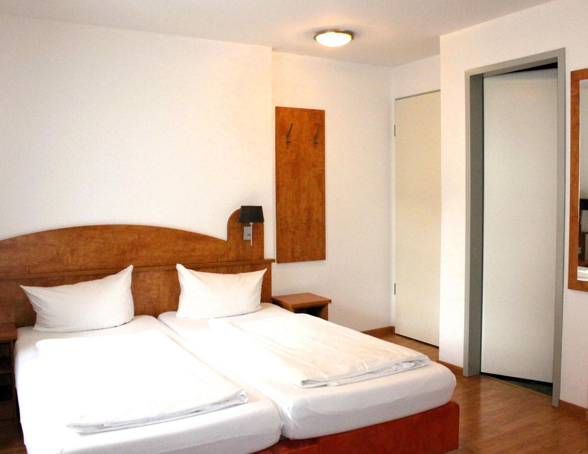 Hotel Waitzingers Landsberg am Lech Buitenkant foto